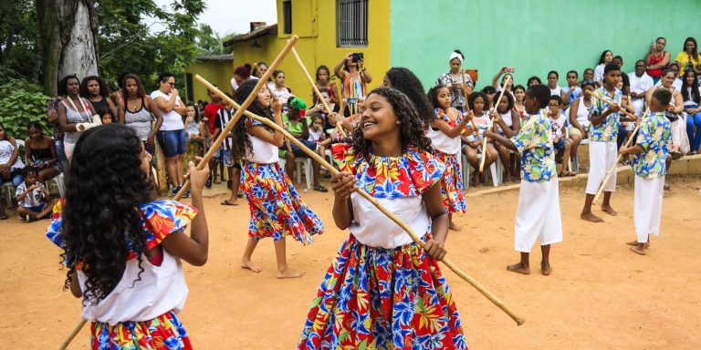 Festival do Quilombo Urbano Mineiro Pau celebra Dia Mundial da África festival-do-quilombo-urbano-mineiro-pau-celebra-dia-mundial-da-africa